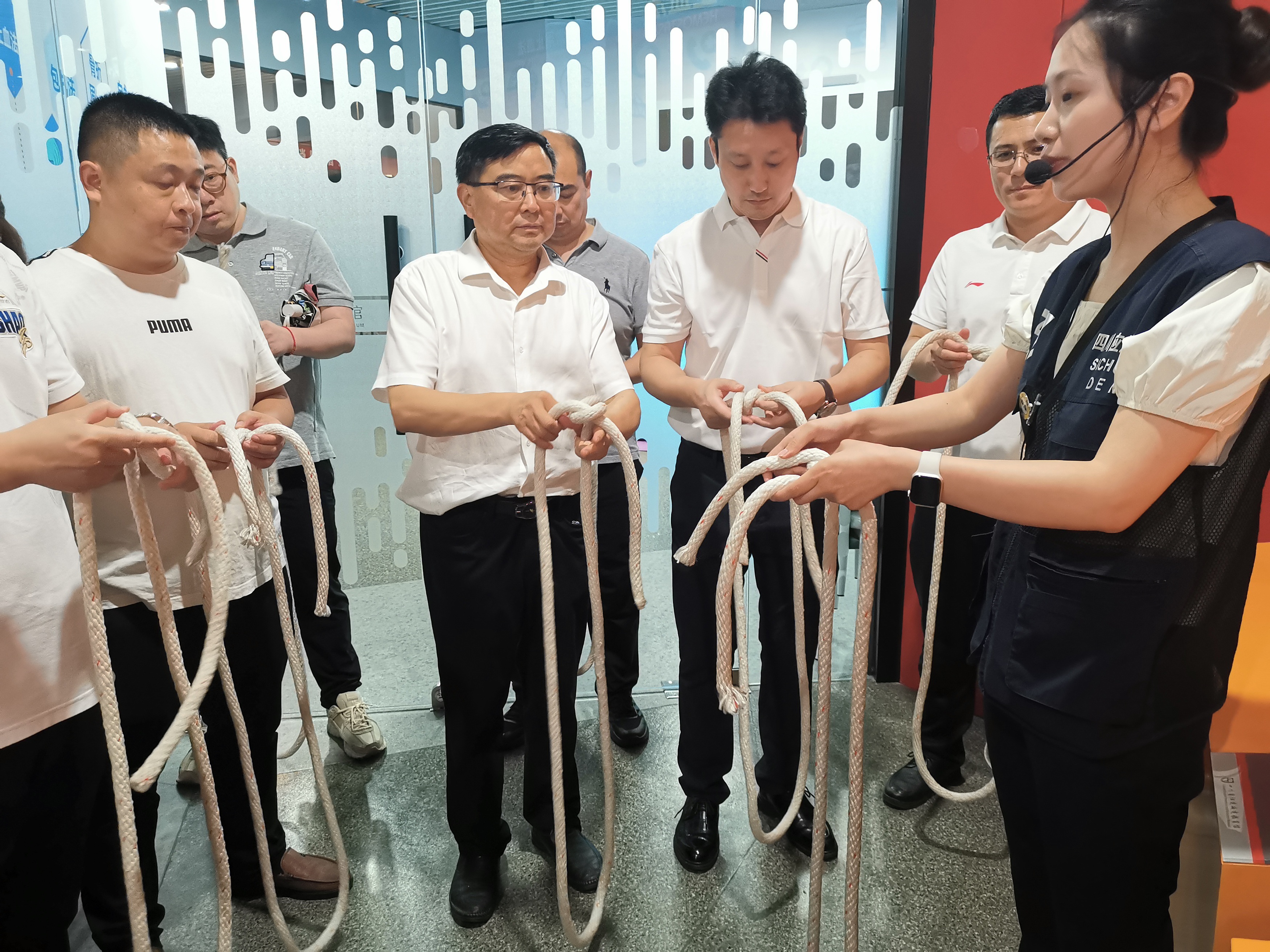 逃生绳索打结体验