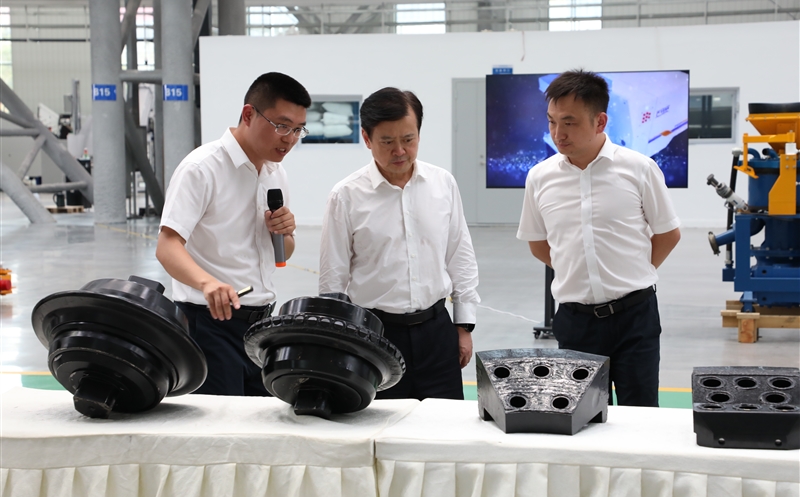 省自然拉斯维加斯3133cc投资集团向导赴中铁智能装备公司考察交流