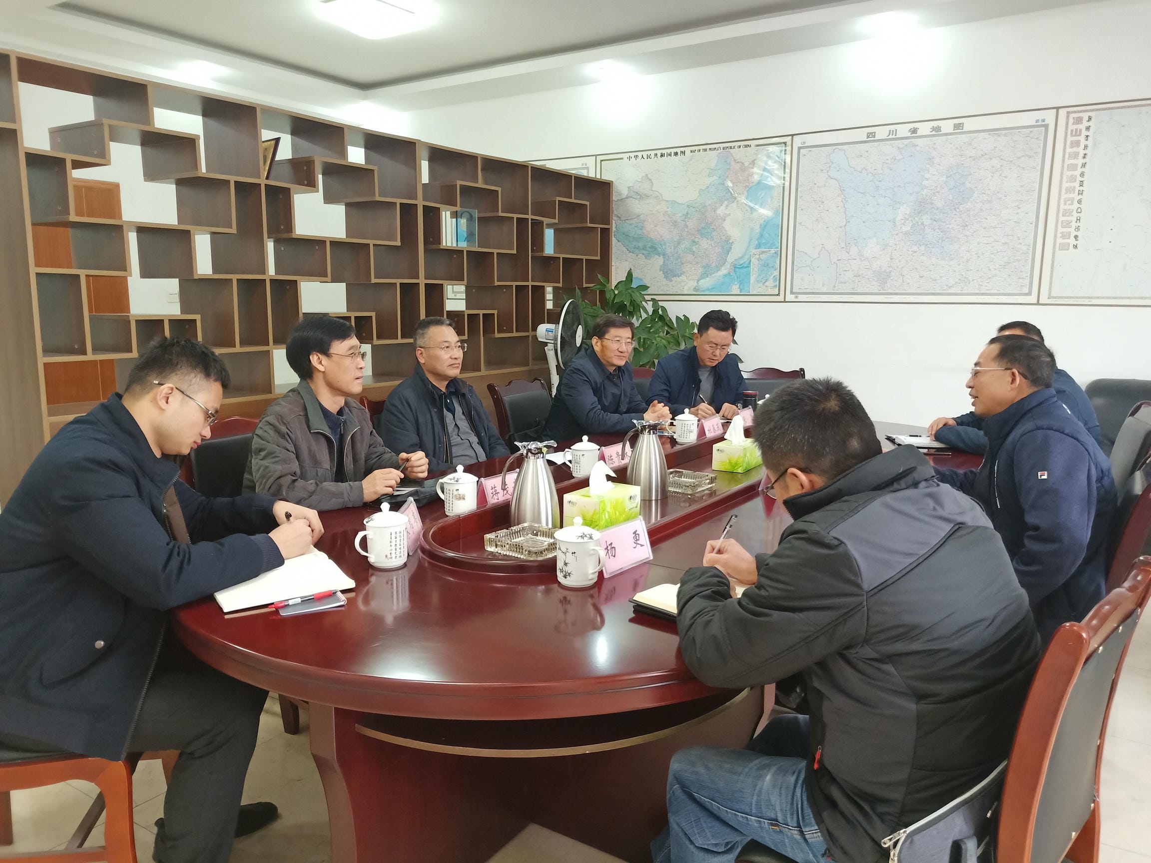 陈贵林局长赴甘洛县调研脱贫攻坚事情_社会责任_企业文化_拉斯维加斯3133cc有限责任公司