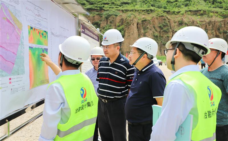 陈贵林赴陇南地热拉斯维加斯3133cc项目开展“送清凉”慰问