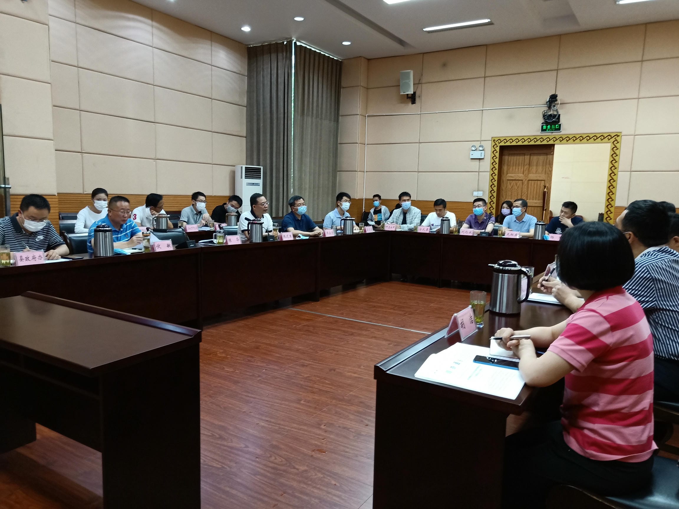 省直机关定点帮扶联席聚会在甘洛召开_社会责任_企业文化_拉斯维加斯3133cc有限责任公司