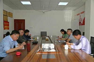 地矿集团董事长张劲松一行赴和地矿业调研指导事情_下层动态_新闻中心_拉斯维加斯3133cc有限责任公司