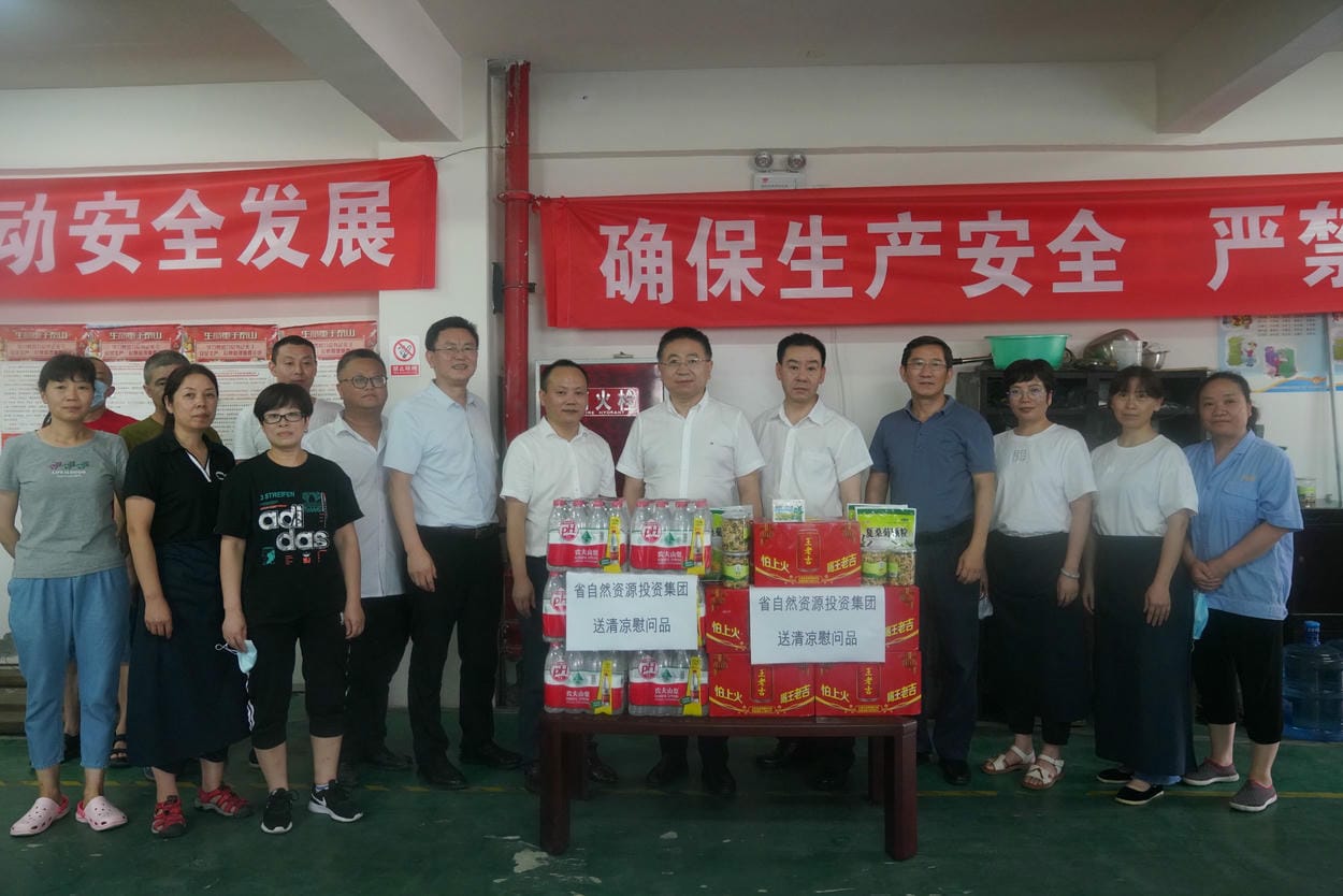 江涛一行到地创光电（技工学校）调研_拉斯维加斯3133cc新闻_新闻中心_拉斯维加斯3133cc有限责任公司