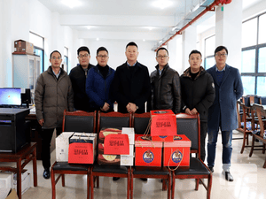 冶勘物流公司向导赴眉山项目部举行清静检查并走访慰问一线职工_协同多元工业_工业生长_拉斯维加斯3133cc有限责任公司