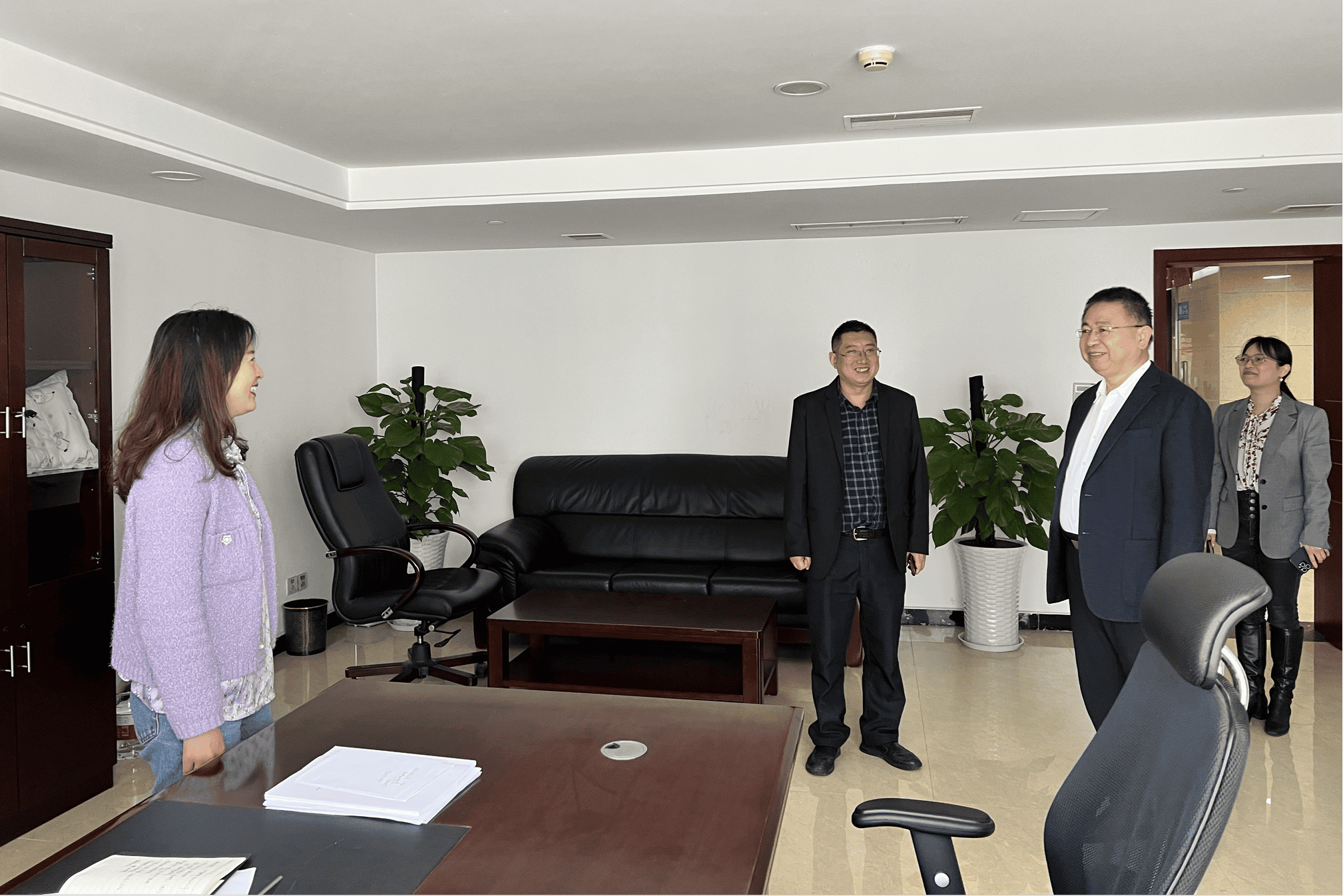 江涛一行到金核地勘公司调研指导事情_拉斯维加斯3133cc新闻_新闻中心_拉斯维加斯3133cc有限责任公司