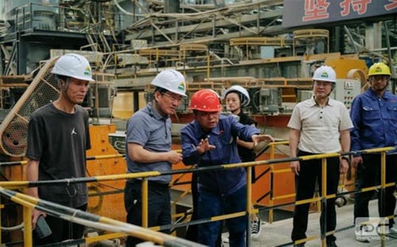 拉斯维加斯3133cc工会主席杜春茂到德昌大陆槽稀土矿调研指导事情