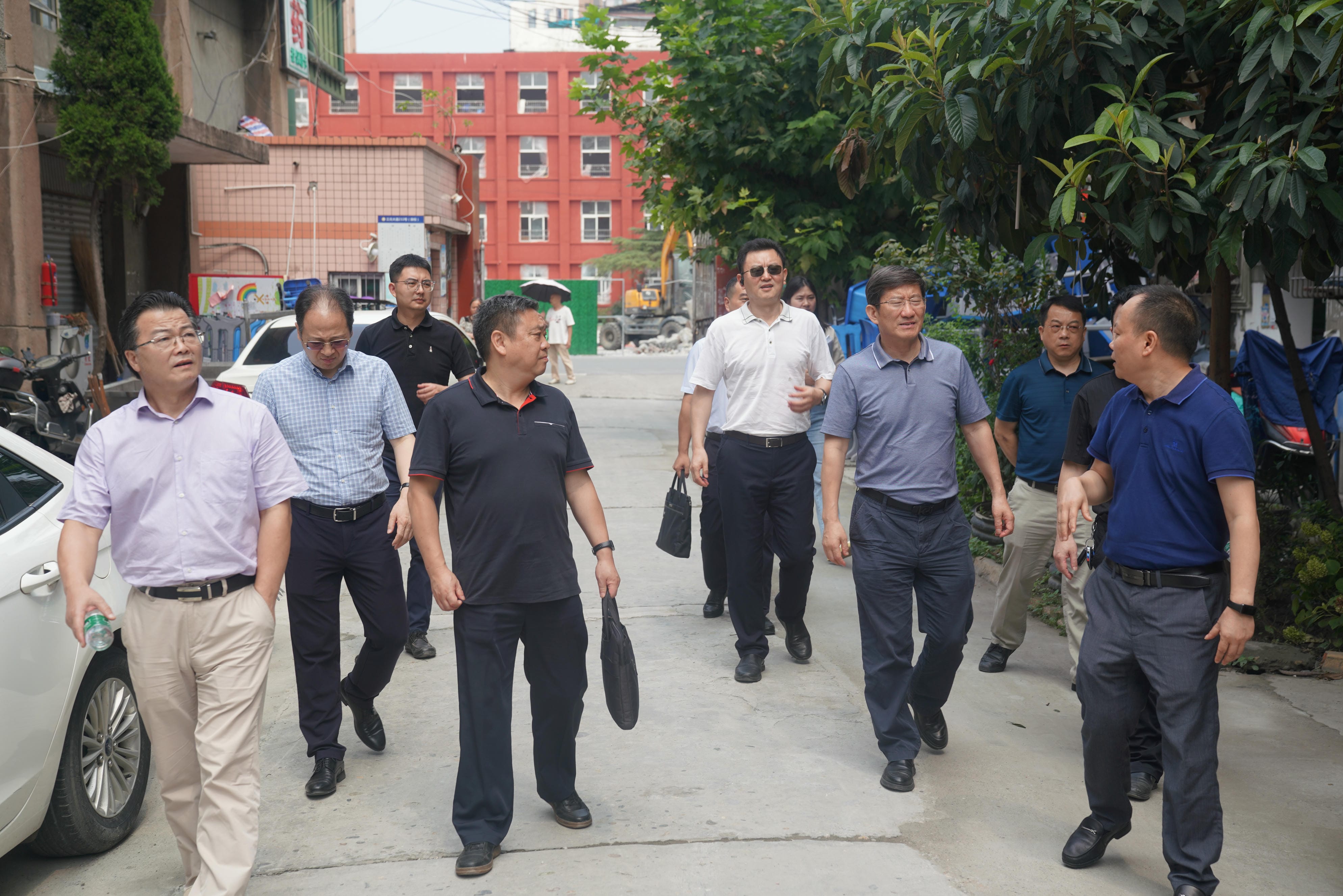 调研交流拓思绪 相互学习促提升 ——工业企业转型升级调研行_拉斯维加斯3133cc新闻_新闻中心_拉斯维加斯3133cc有限责任公司