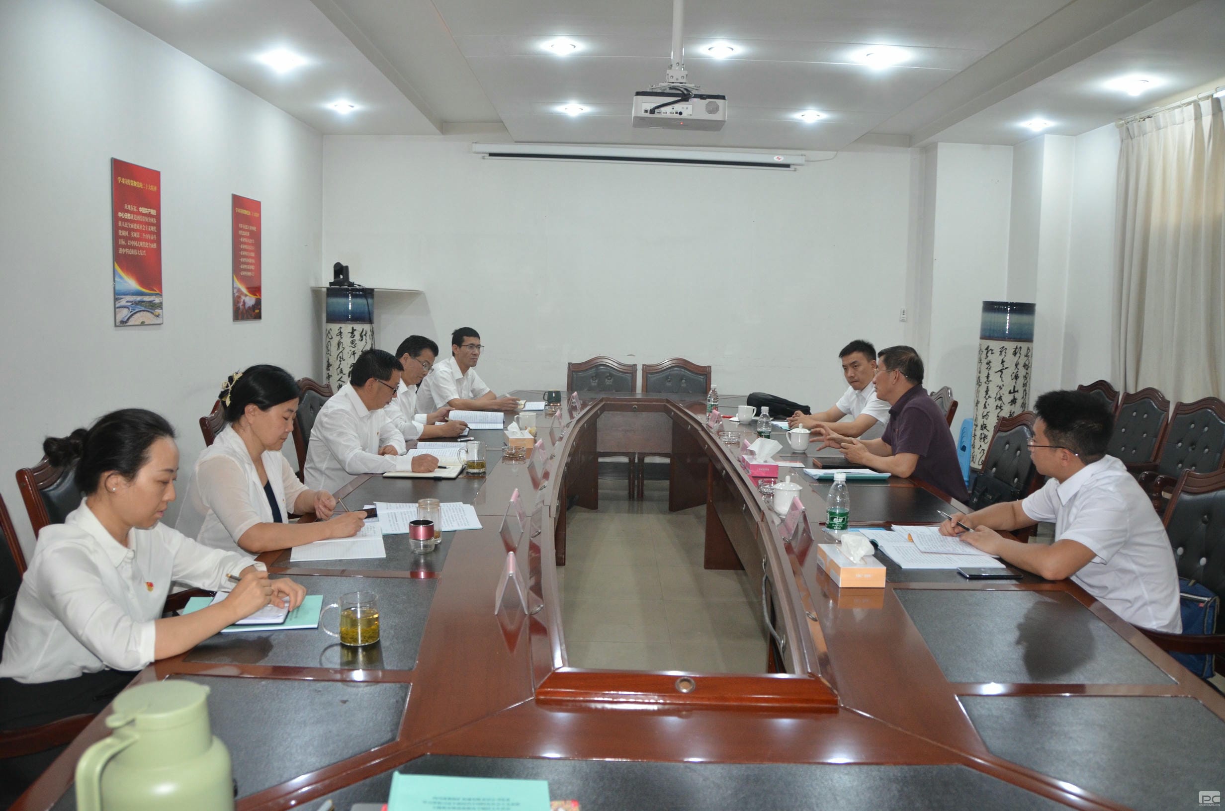 成都探矿召开主题教育暨巡视整改专题民主生涯会_下层动态_新闻中心_拉斯维加斯3133cc有限责任公司