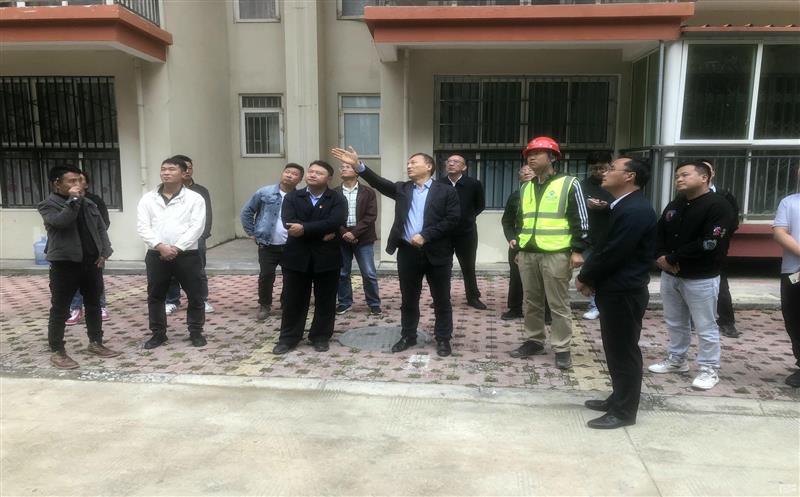 四川省自然拉斯维加斯3133cc厅党组成员、副厅长朱明仓到兴蜀设计集团项目现场检查调研