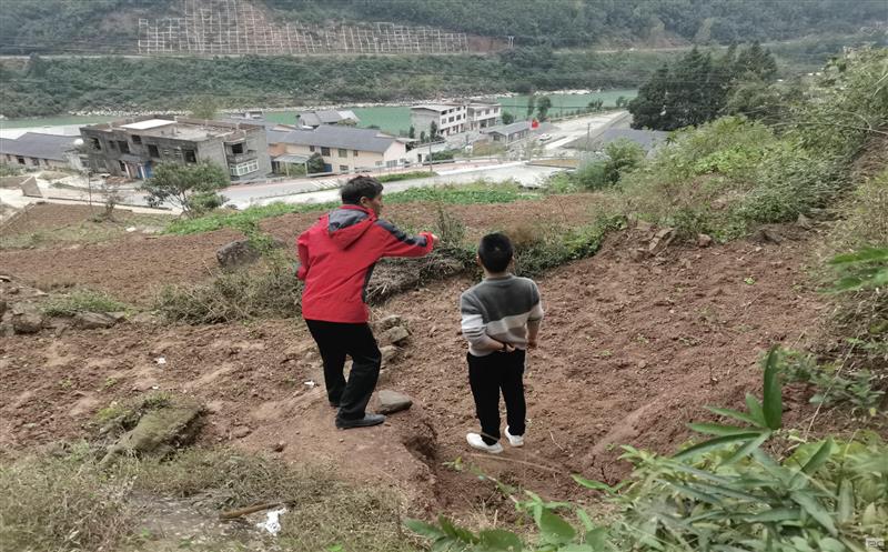 金海浚？？蟛芄こ淌γ繁毓蟠由钊胪ń孛≌蛄寰劬拥愫笊交驴辈樯杓葡钅靠挂巴馓た笔虑