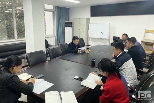 地矿集团向导到地调所党支部宣讲省委十二届三次全会精神_专题专栏_拉斯维加斯3133cc有限责任公司