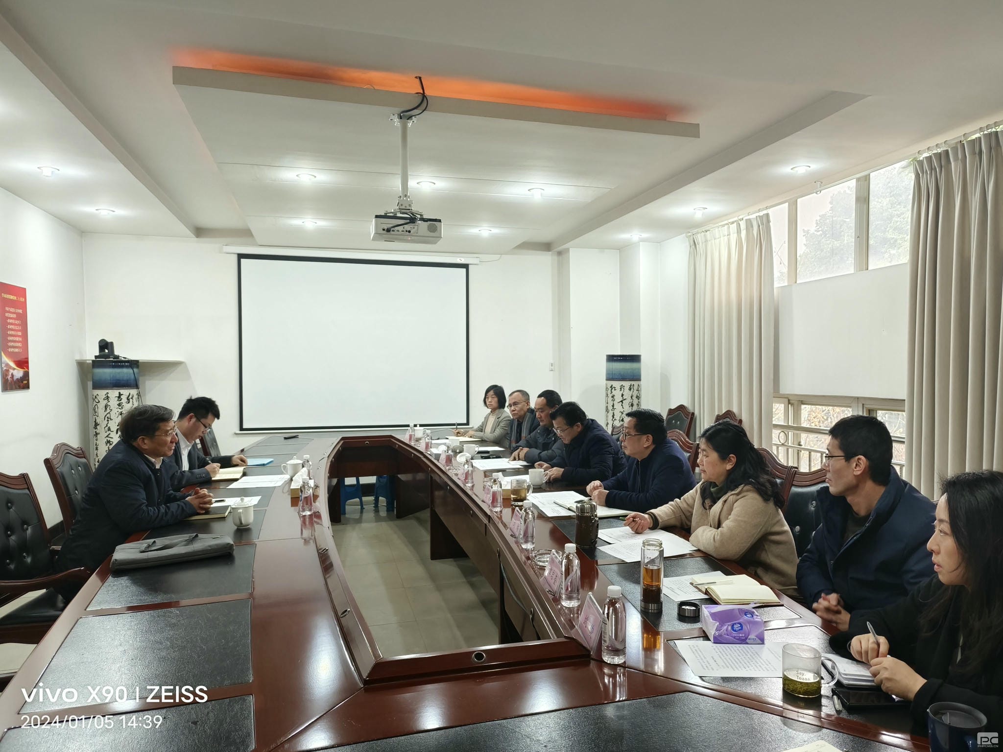 集团向导赴成都探矿调研指导事情_下层动态_新闻中心_拉斯维加斯3133cc有限责任公司