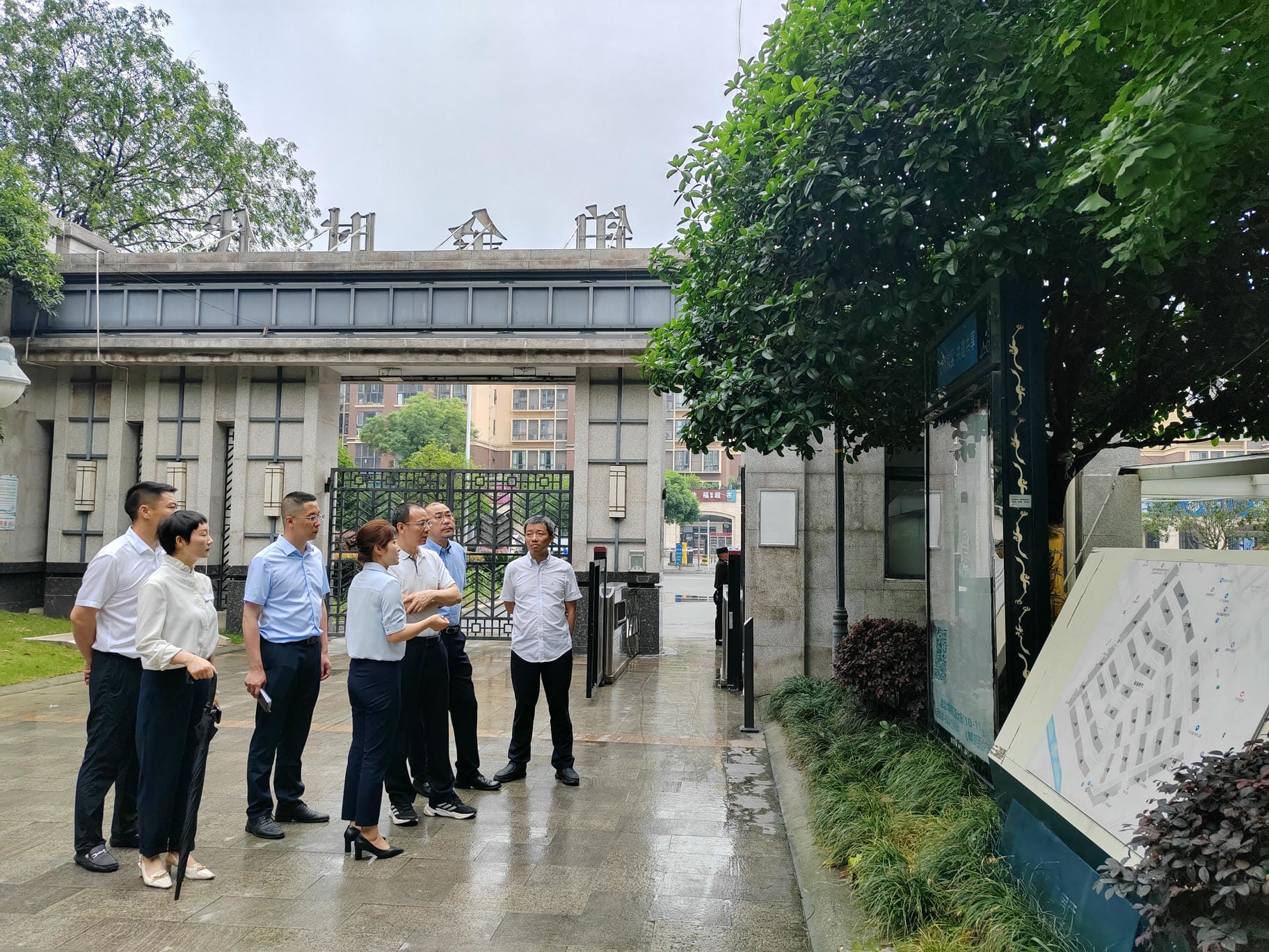 置业集团赴翼丰物业成都片区项目调研指导_下层动态_新闻中心_拉斯维加斯3133cc有限责任公司