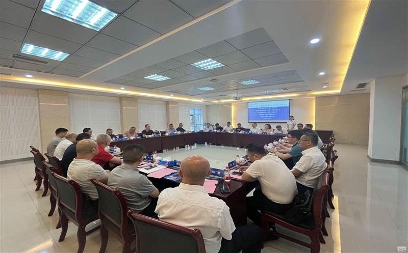 增强学习交流，，，共商相助大计——中成集团组织加入川渝国企相助生长交流座谈会