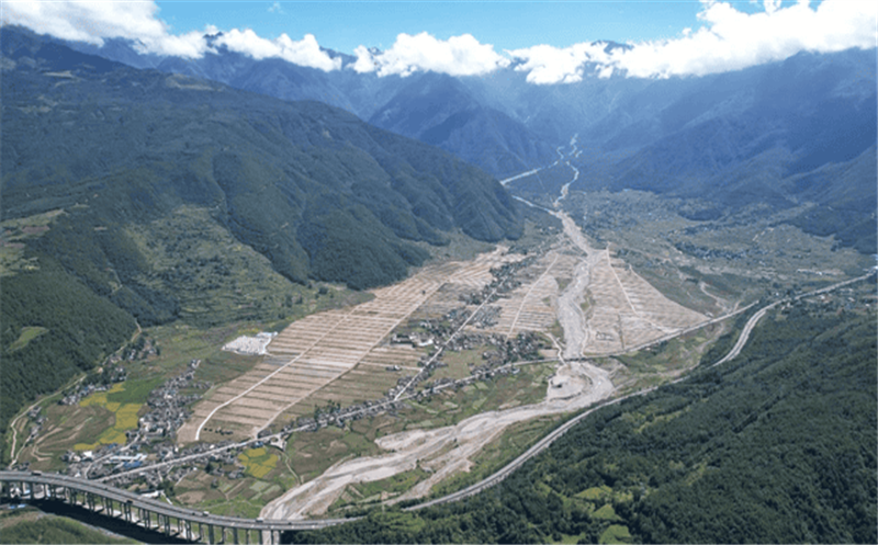 四川土地集团冕宁县彝海镇曹古村土地综合整治实景三维项目获优异应用案例