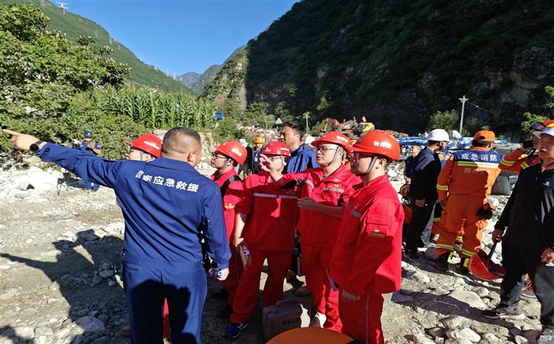 物探院快速投入康定山洪泥石流灾难抢险救援事情