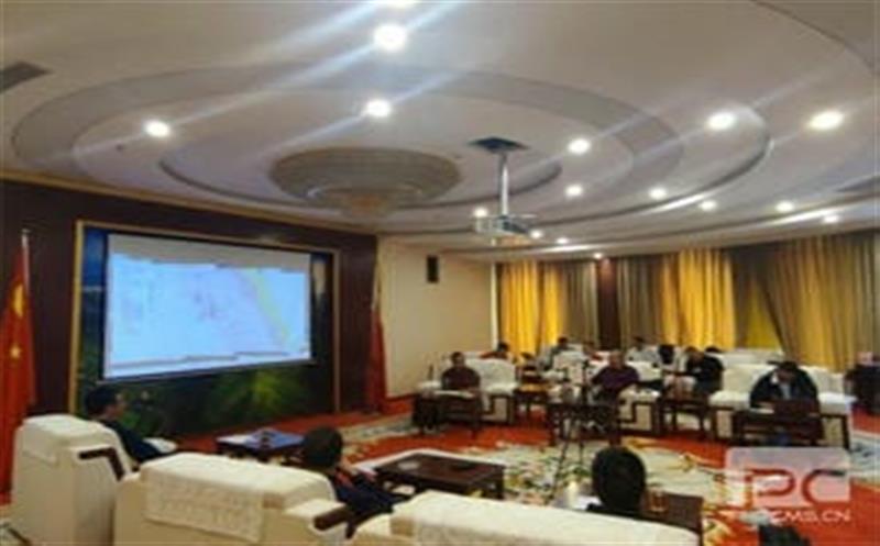 统一头脑聚协力 钻研交流促开发 华锋钻探向导赴夏囊沟项目加入项目钻研会