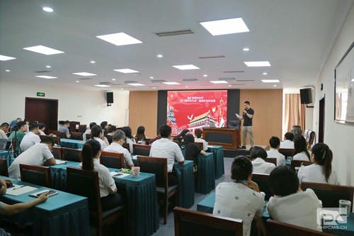 地矿集团举行财税知识培训_下层动态_新闻中心_拉斯维加斯3133cc有限责任公司