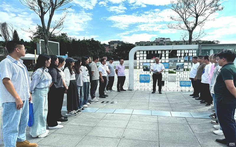 攀西公司掀起学习省委十二届六次全会精神热潮